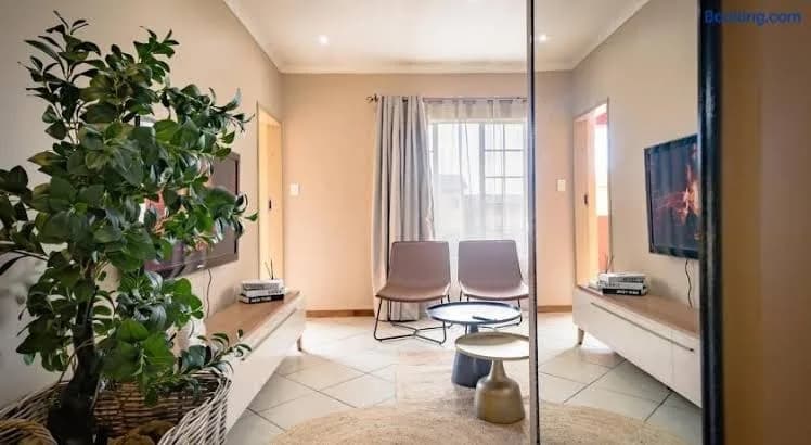 Entire Modern Comfortable Lux Centurion Apartment in Centurion