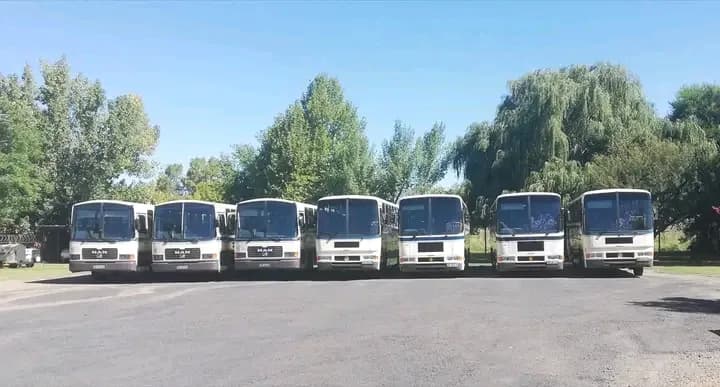 Midway Bus Service NW in Baillie Park
