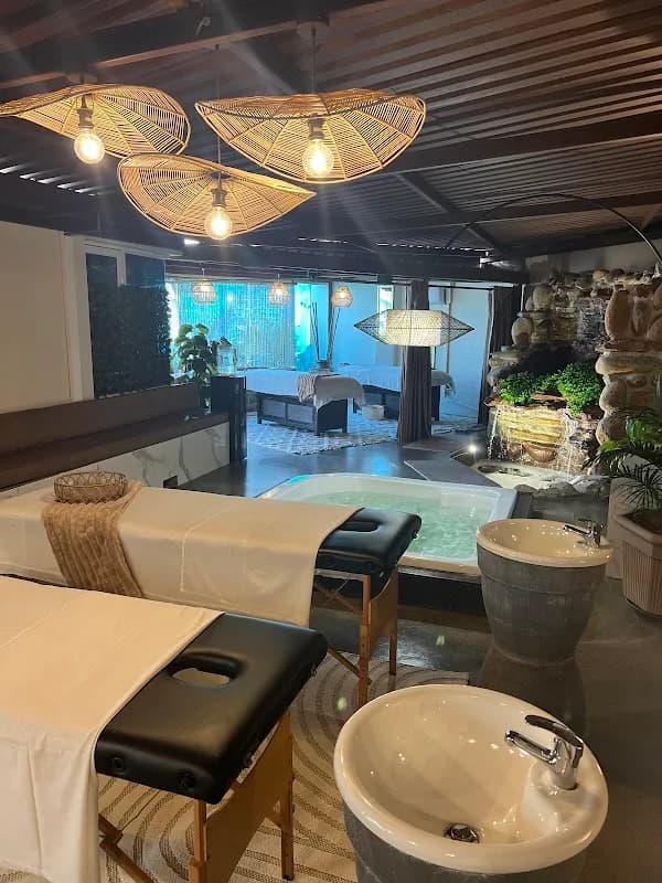 Memories Wellness and Spa in Faerie Glen