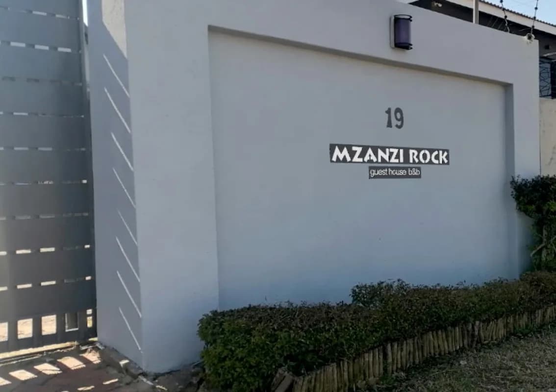 Mzanzi Rock Guest House (Halaal) in Linden