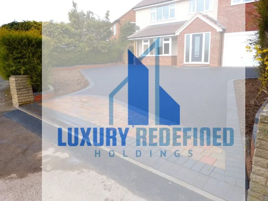 Luxury Refined Holdings in Northcliff