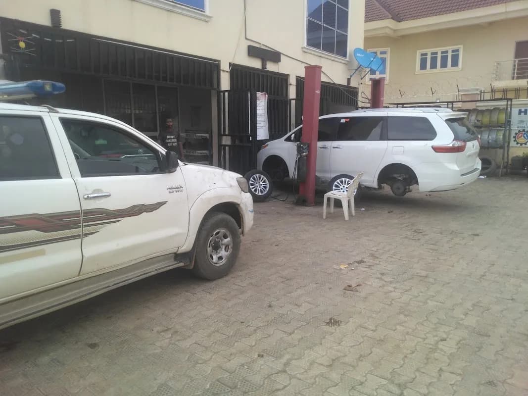Hallmark Automotive Service Company in Gwarinpa
