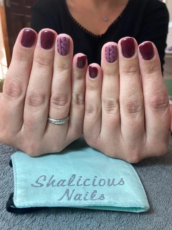 Shalicious Nails in Houghton