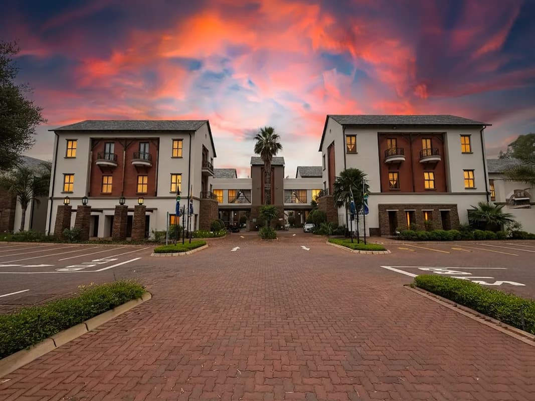 Tayfin Royale Hotel, Restaurant & Conference Centre in Centurion CBD