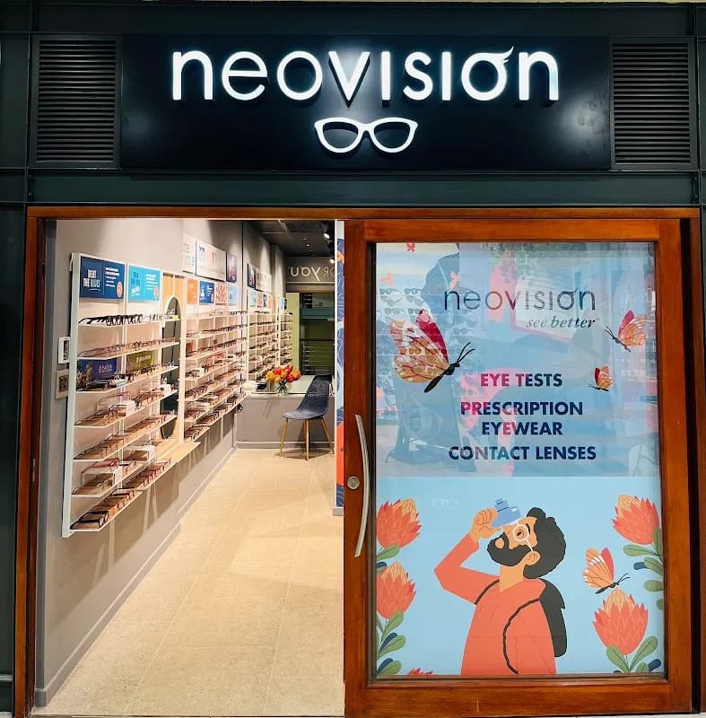 Neovision Optometrist Lifestyle on Kloof in City Bowl