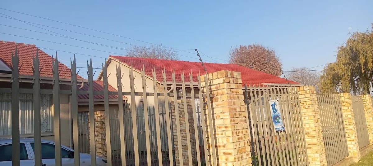 Albertina Sisulu Centre in Orlando