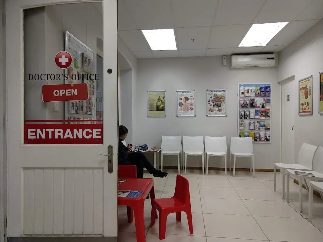 Doctor's Office in Strand