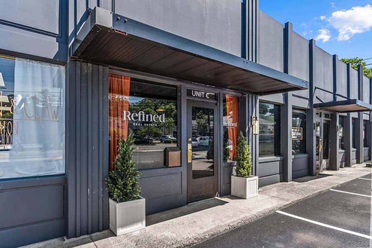 Refined Real Estate in Downtown / Five Points