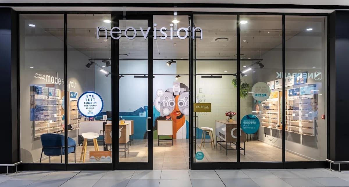 Neovision Optometrist Centre Point in Green Point
