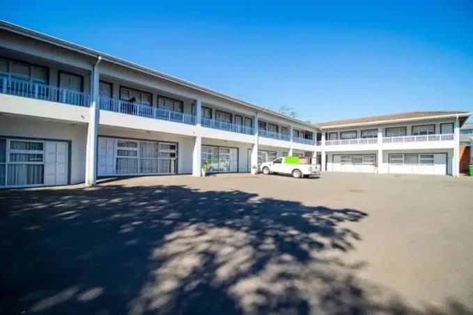 Bayside Hotel Pinetown in Hillcrest