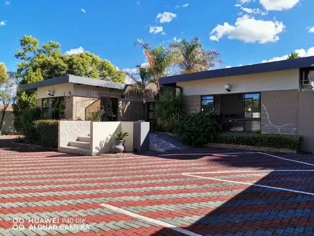 The OutLook Guest House in Newcastle CBD
