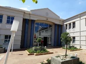 Deal Leaders International in Illovo