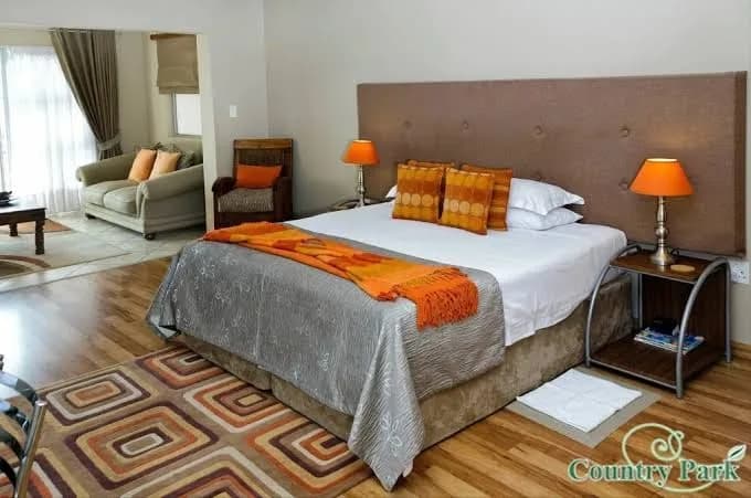 Caravan and Camping @ Country Park, Johannesburg, Muldersdrift in Ruimsig