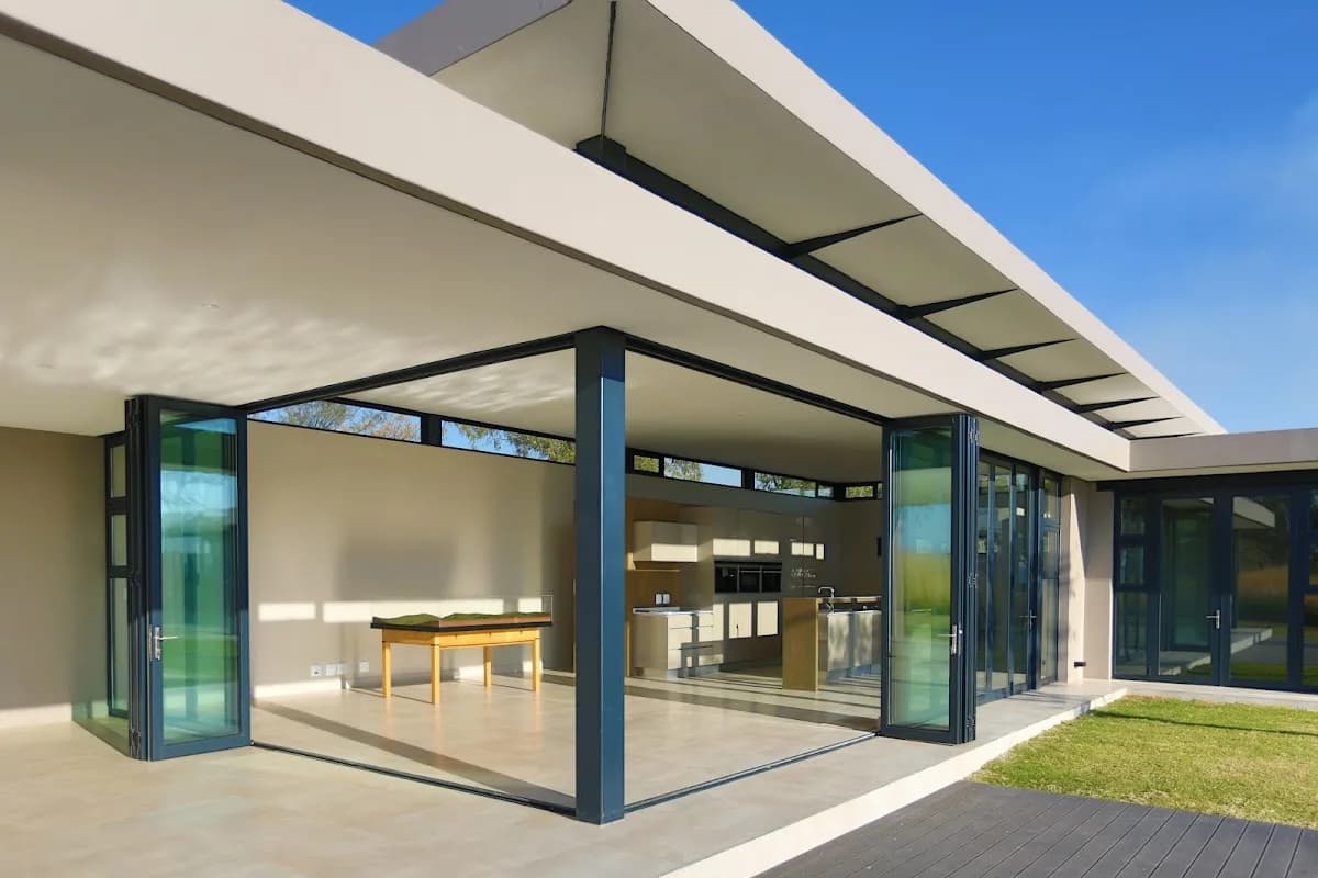 REIS Architecture Interiors Furniture in Linden