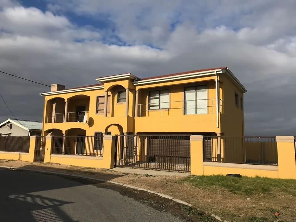 Terence Harker Architecture in Boland Park