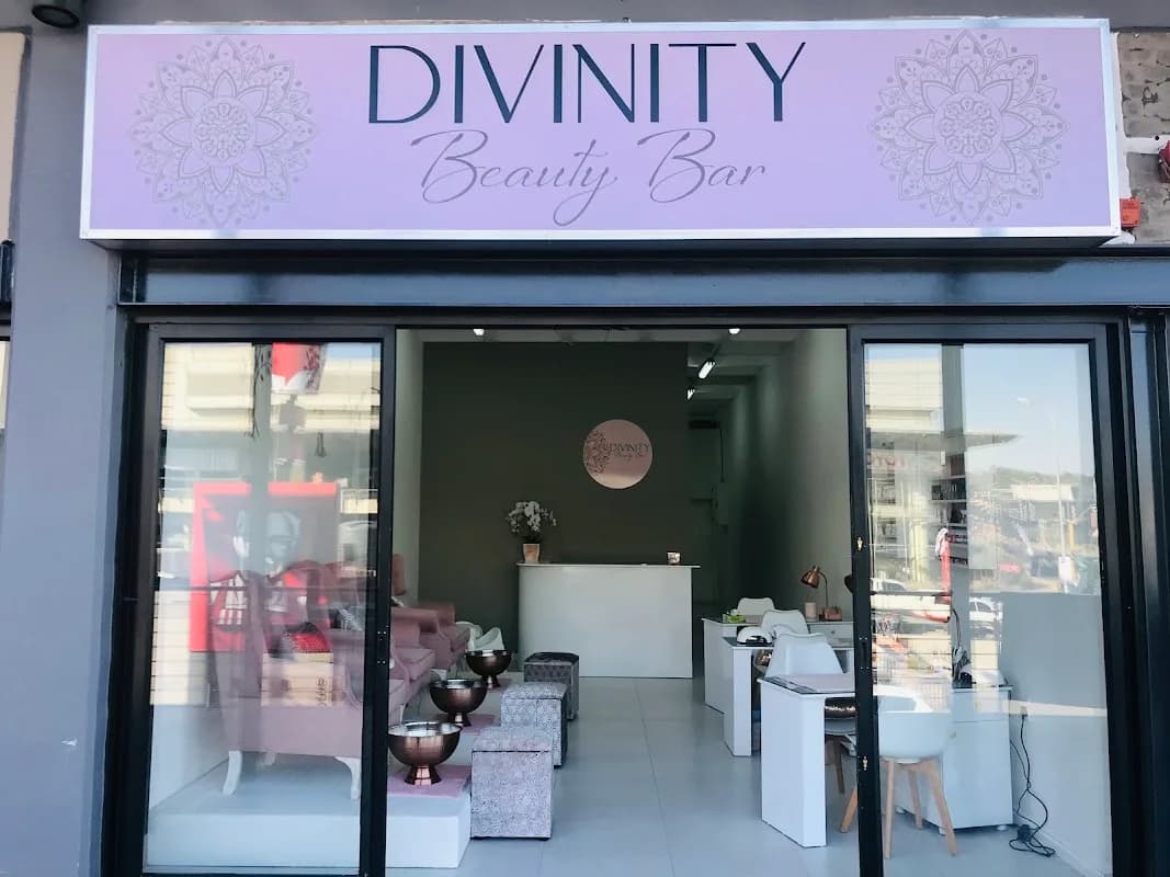 DIVINITY BEAUTY BAR in Melrose