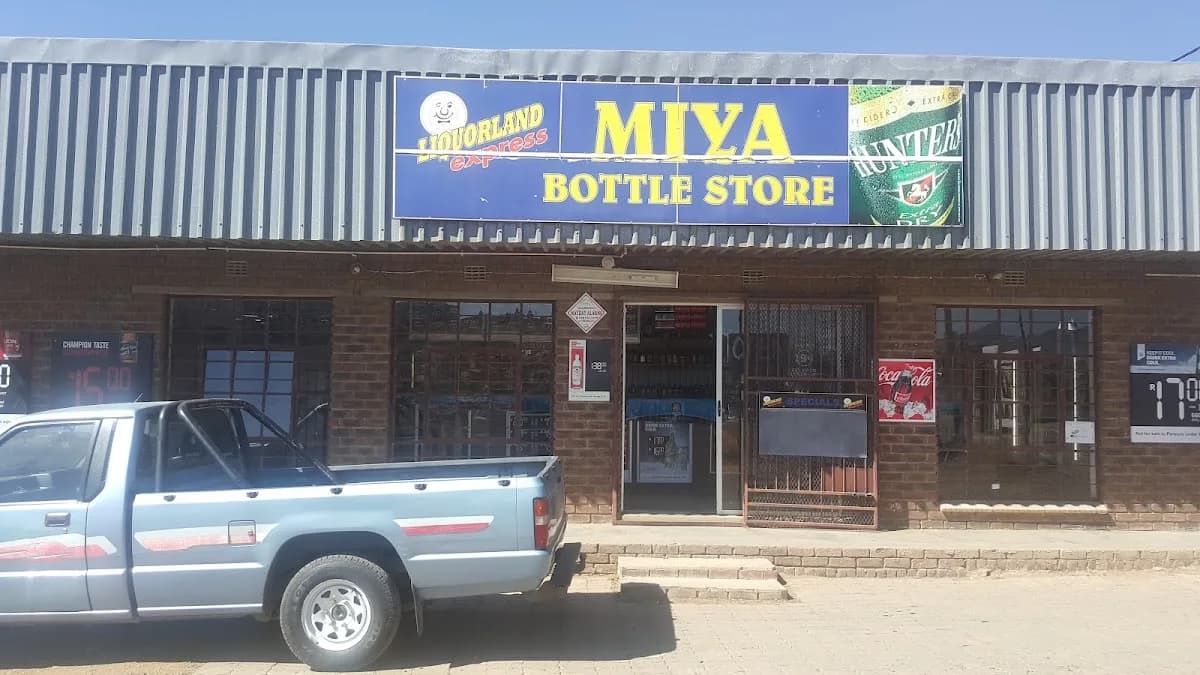 MIYA bottle store in Tshiame