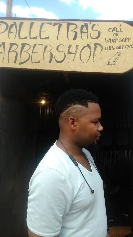 PALLETRAS BARBERSHOP in Dobsonville