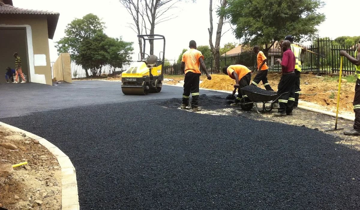 Gauteng Afrosphalt Roads Construction (Pty) Ltd in Strathavon
