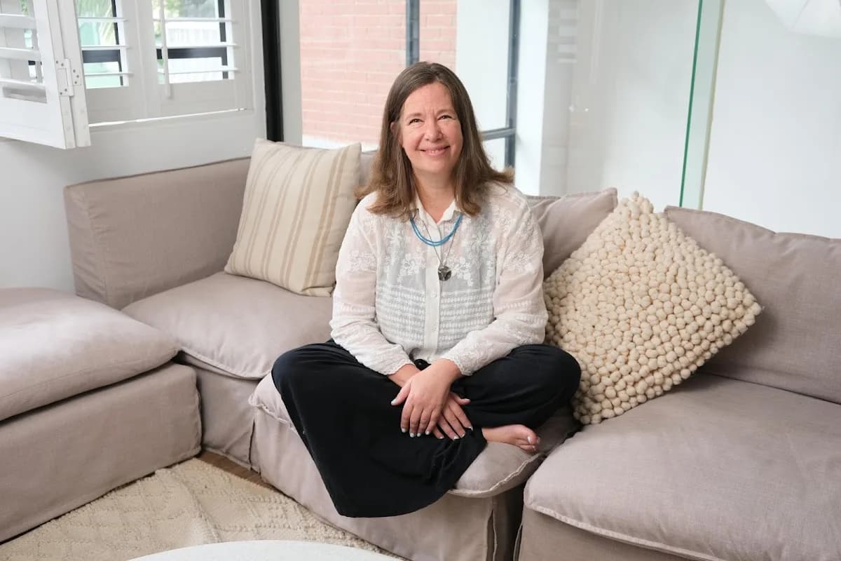 Amanda Gifford - Psychologist Oaklands - by appointment only in Alexandra