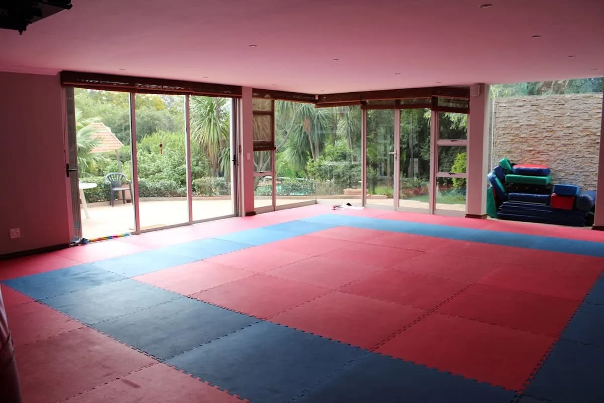 Alchemy Health & Fitness Centre in Linden