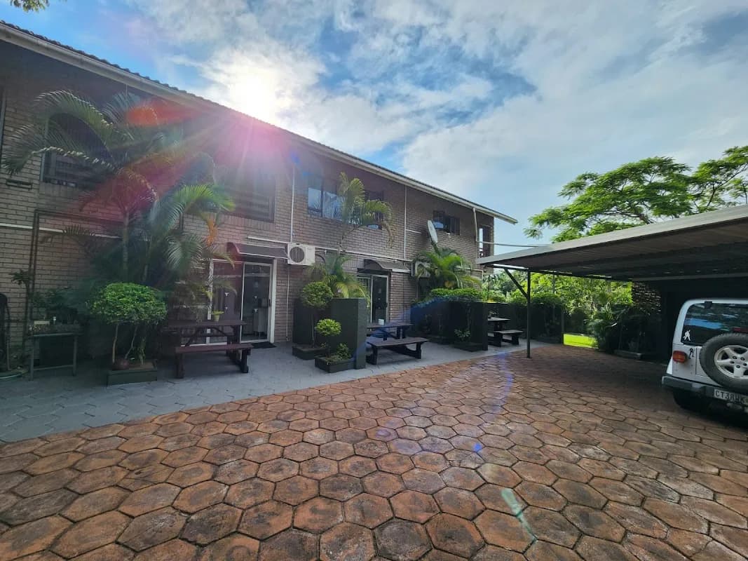Mkhulu Guest House in Arboretum
