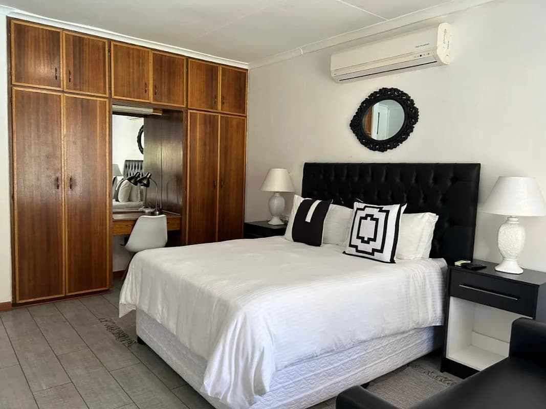Etela Batho Guest House in Mahikeng CBD