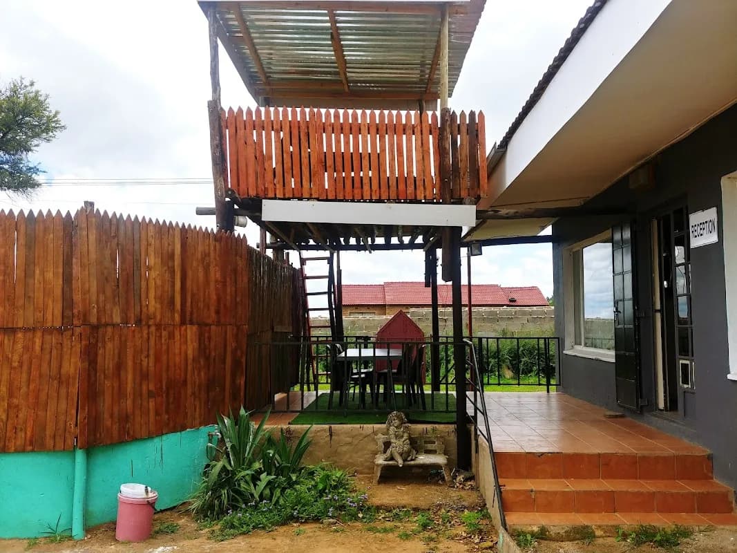 Hive Dotcom Guest House in Clubview