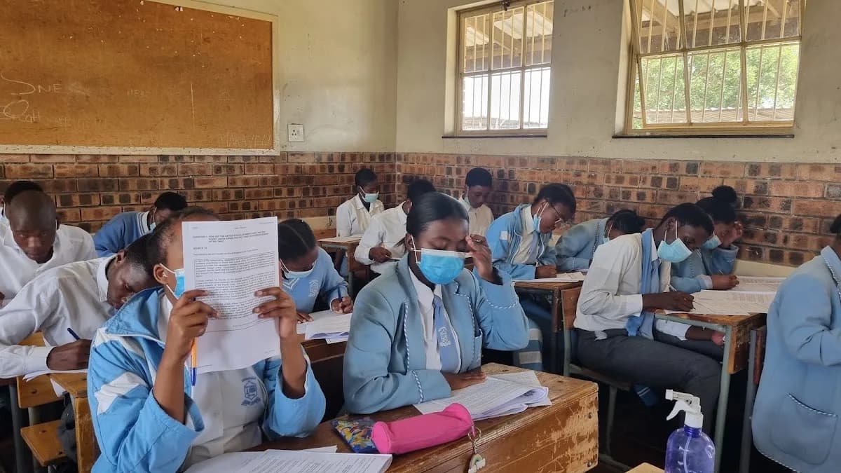 Dedangifunde High School in Madadeni