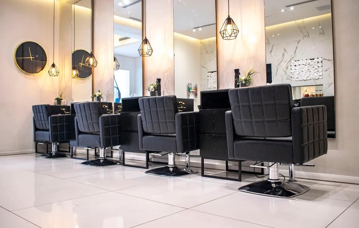 Hair On Mane Hair&beauty salon in Clifton