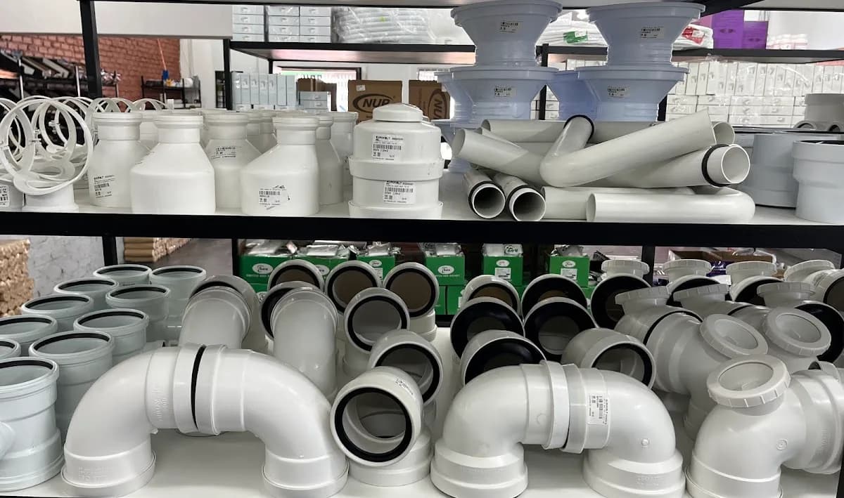 Gleneagles Hardware in Greenside