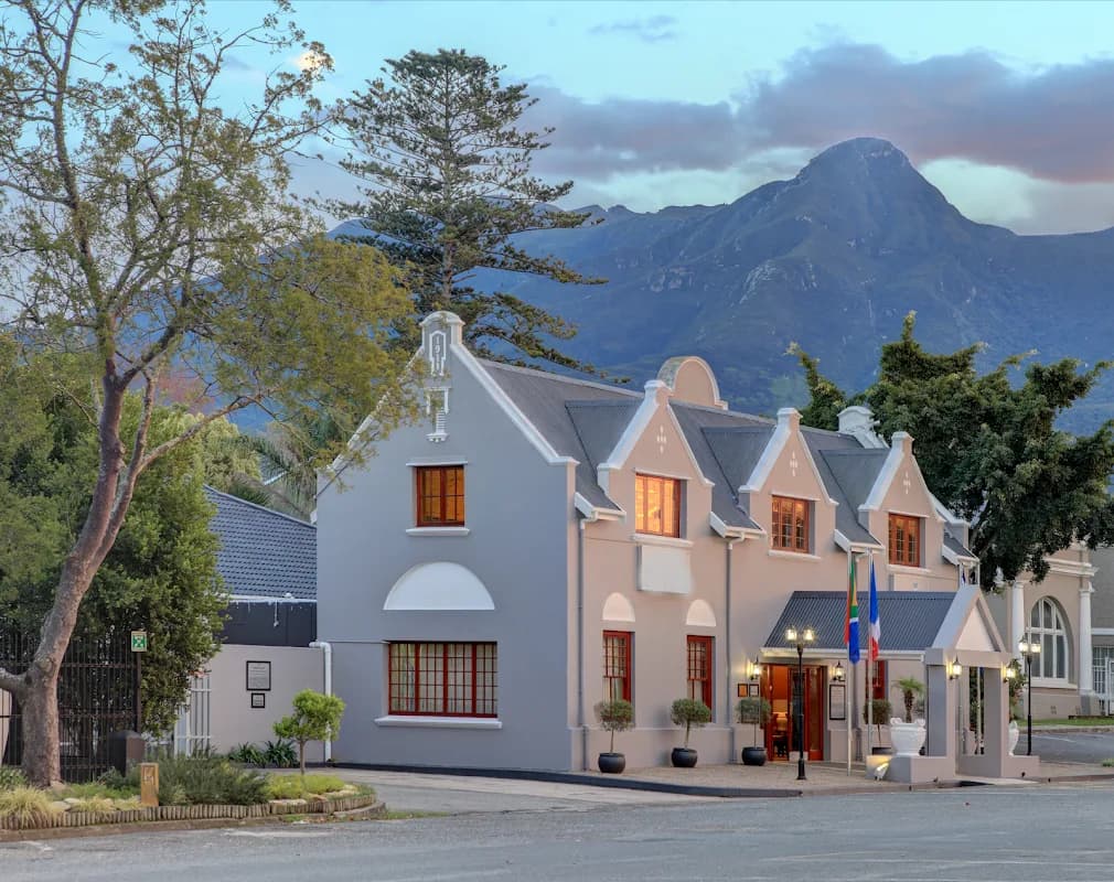 Premier Express Inn George (Hotel Outeniqua) in George CBD
