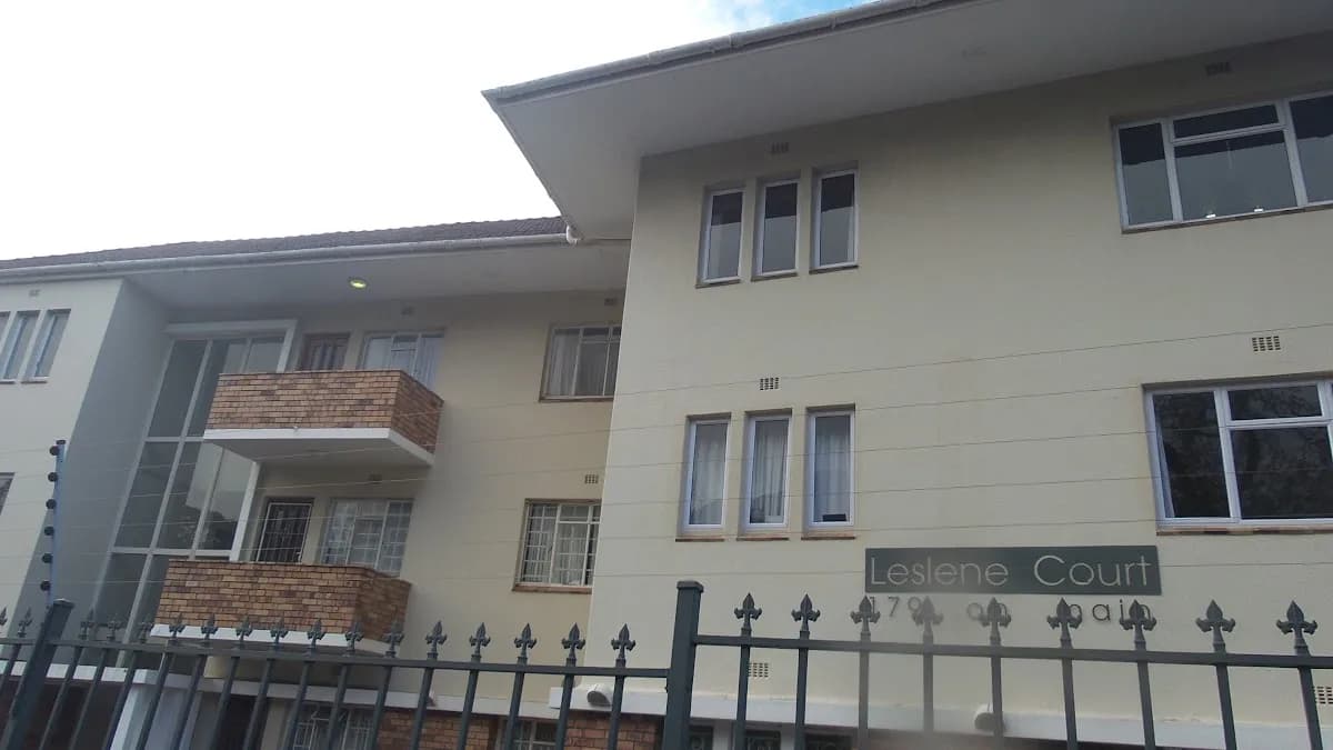 Leslene Court in Newlands