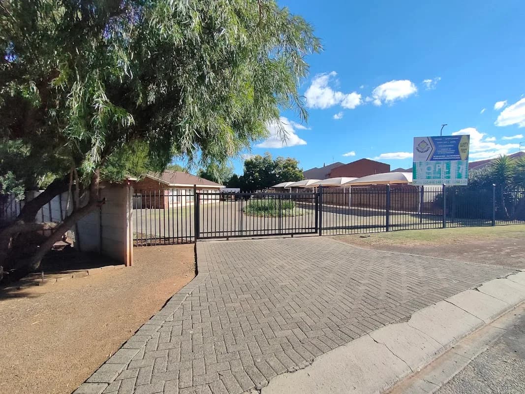 Top Let Rentals in Langenhoven Park