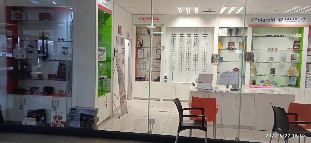 Neo Optometrist in Flamwood