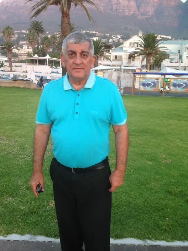 Dr Y.M.Cassim - Parkview Travel Clinic & G.P in Greenside
