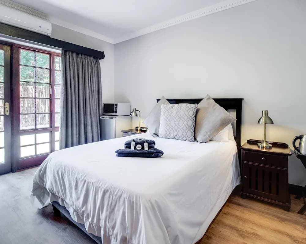 Nightingale Guesthouse in Willows