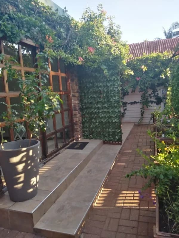 8 Soenie Avenue Self-Catering in Attridgeville