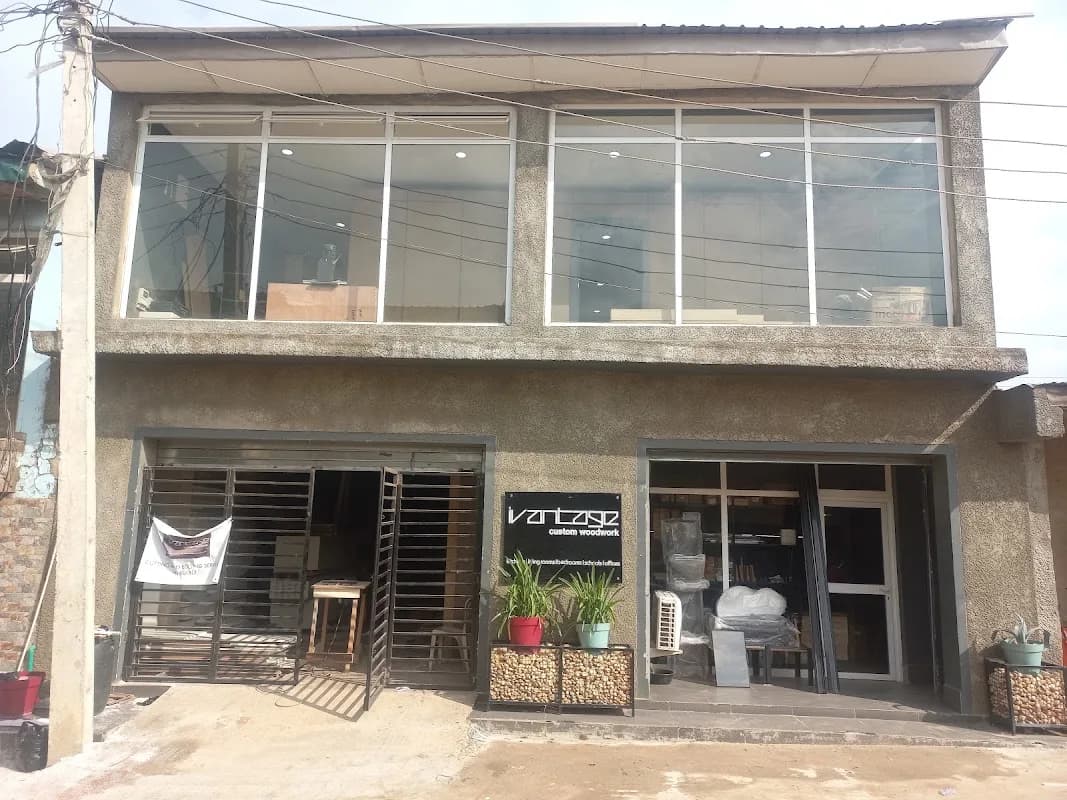 iVantage Custom Woodwork in Abaji