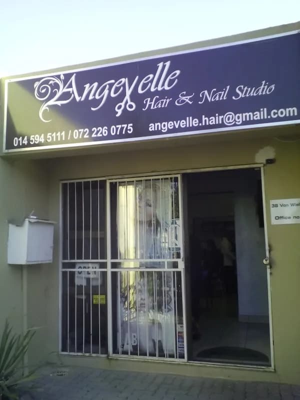 Angevelle Hair Studio in Safari Extension