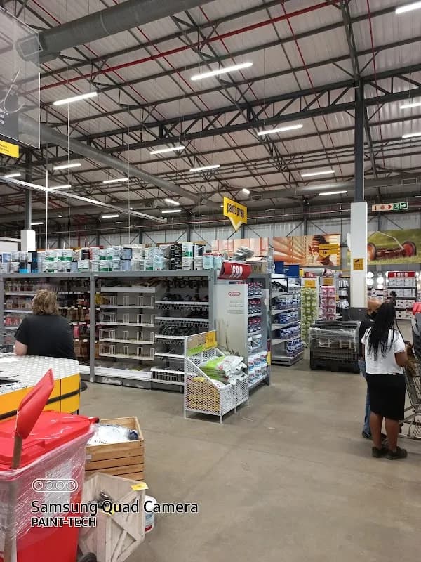Builders Warehouse Riverhorse in Umhlanga