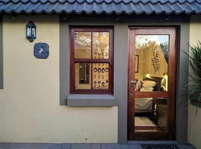 Strawberry Fields Country Manor Guest House in Kyalami