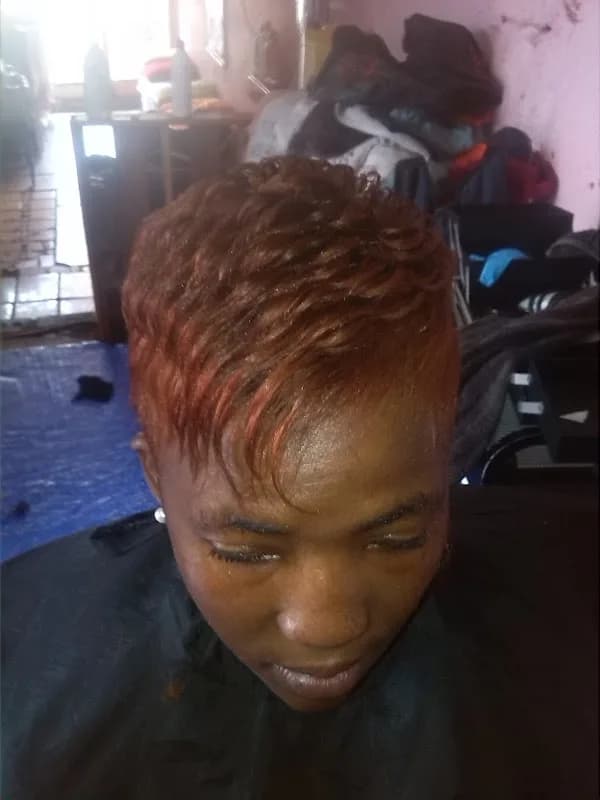 Paul hair Salon in Attridgeville