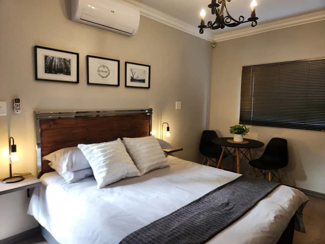 Serenity Guest House in Roodepoort