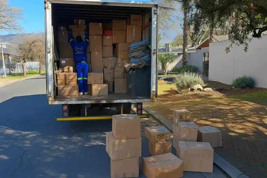 D&A Moving Company - Furniture Removals Stellenbosch in Die Boord