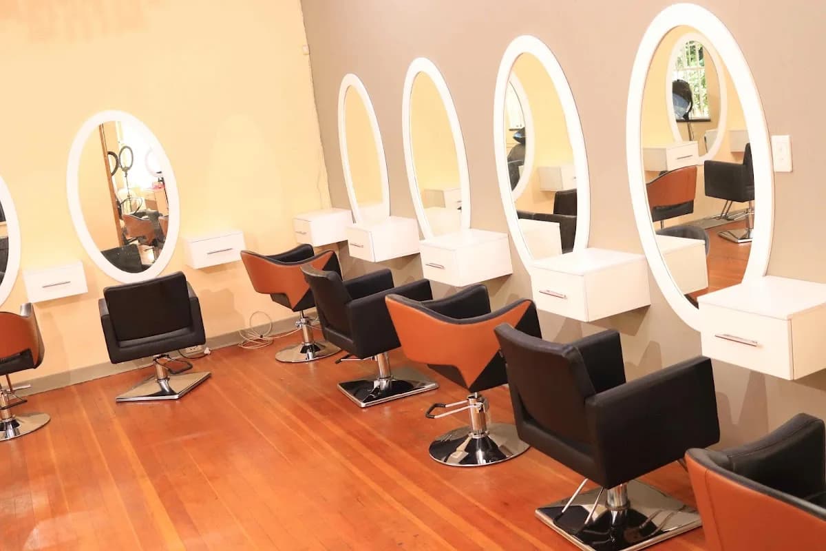 Debrahhair and beauty studio in Arcadia