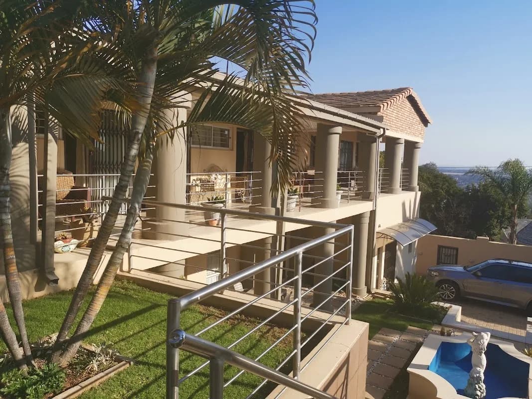 Aquila Guest House in Waterkloof
