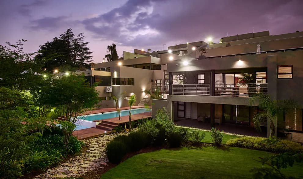 Forest Sandown Apartments in Strathavon