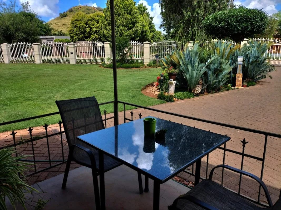Magalies B&B LANGENHOVENPARK in Langenhoven Park