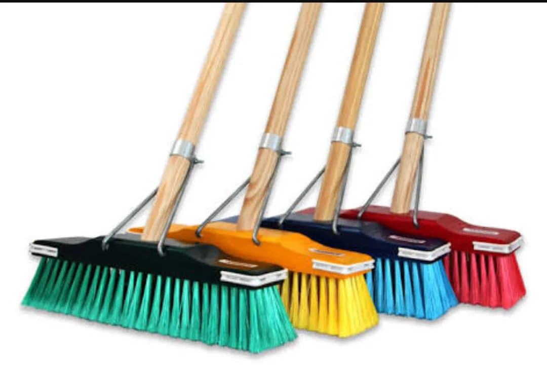 EEZY CLEAN in Baillie Park
